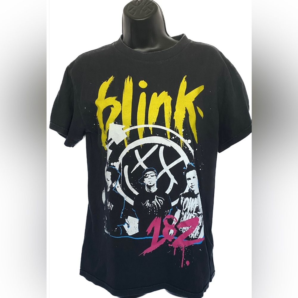 BLK Blink 182 Tour T-Shirt, S Summer Sale